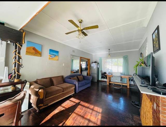 4 BEDROOM HOUSE FOR SALE IN CASSELDALE